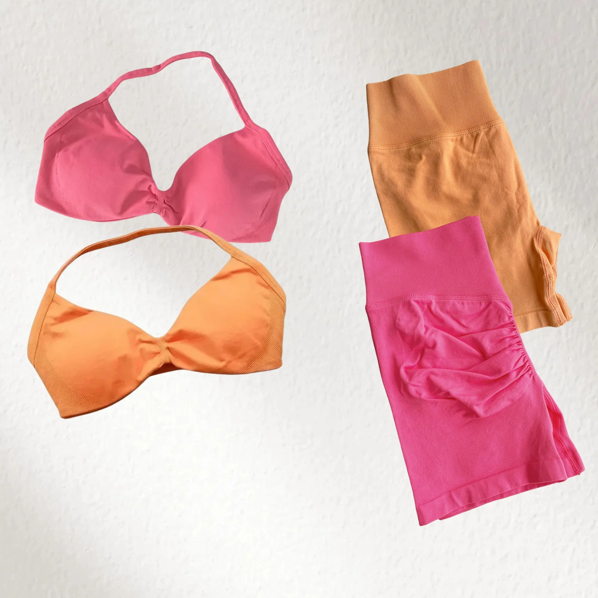 Комплект из 2 шорт для йоги, летний комплект для фитнеса 2025 года, женский модный и удобный комплект для фитнеса, бесшовная спортивная одежда с высокой талией для йоги
Комплект из 2 шорт для йоги, летний комплект для фитнеса 2025 года, женский модный и удобный комплект для фитнеса, бесшовная спортивная одежда с высокой талией для йоги