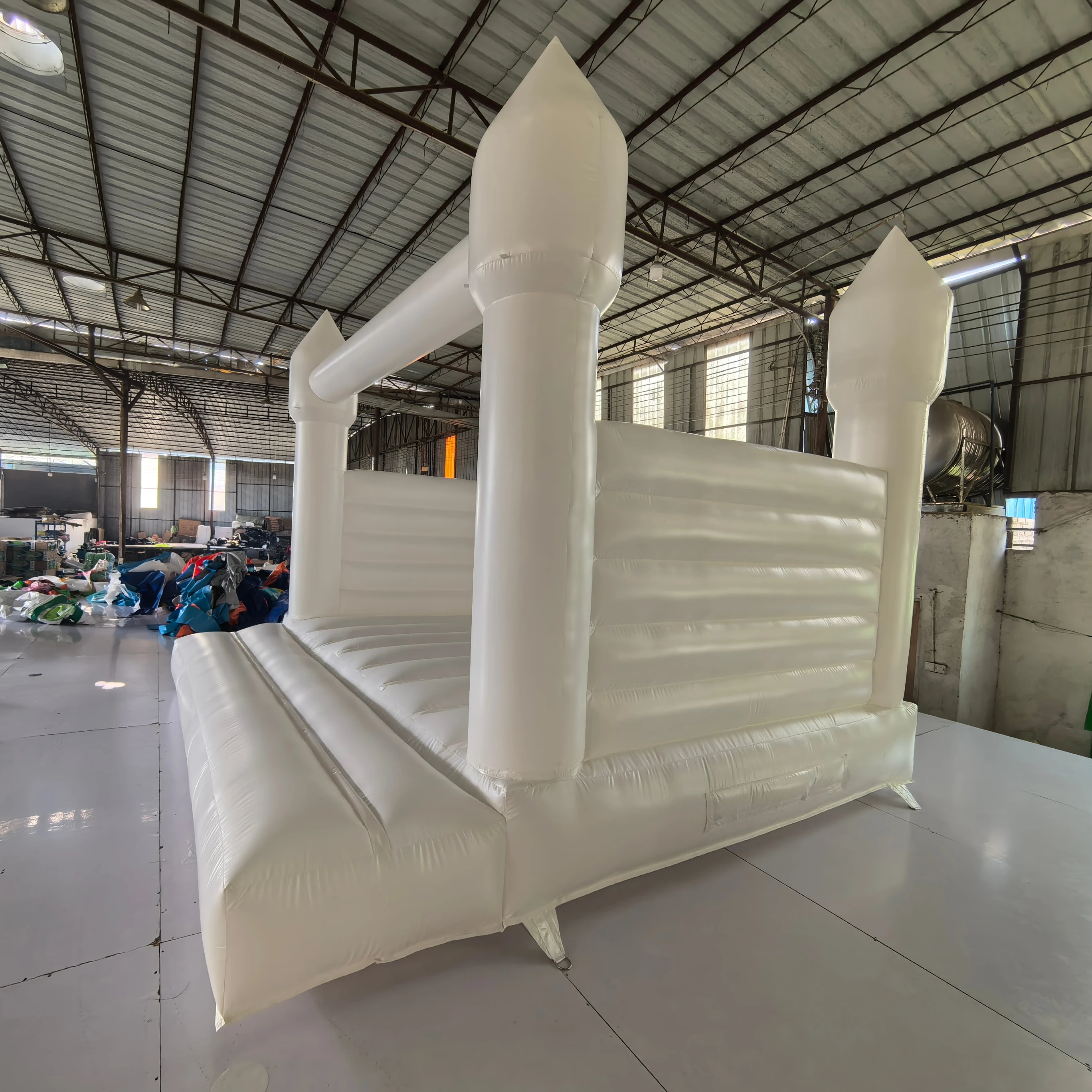 Надувной свадебный надувной замок для аренда свадьбы и торжеств особых мероприятий
Надувной свадебный надувной замок для аренда свадьбы и торжеств особых мероприятий