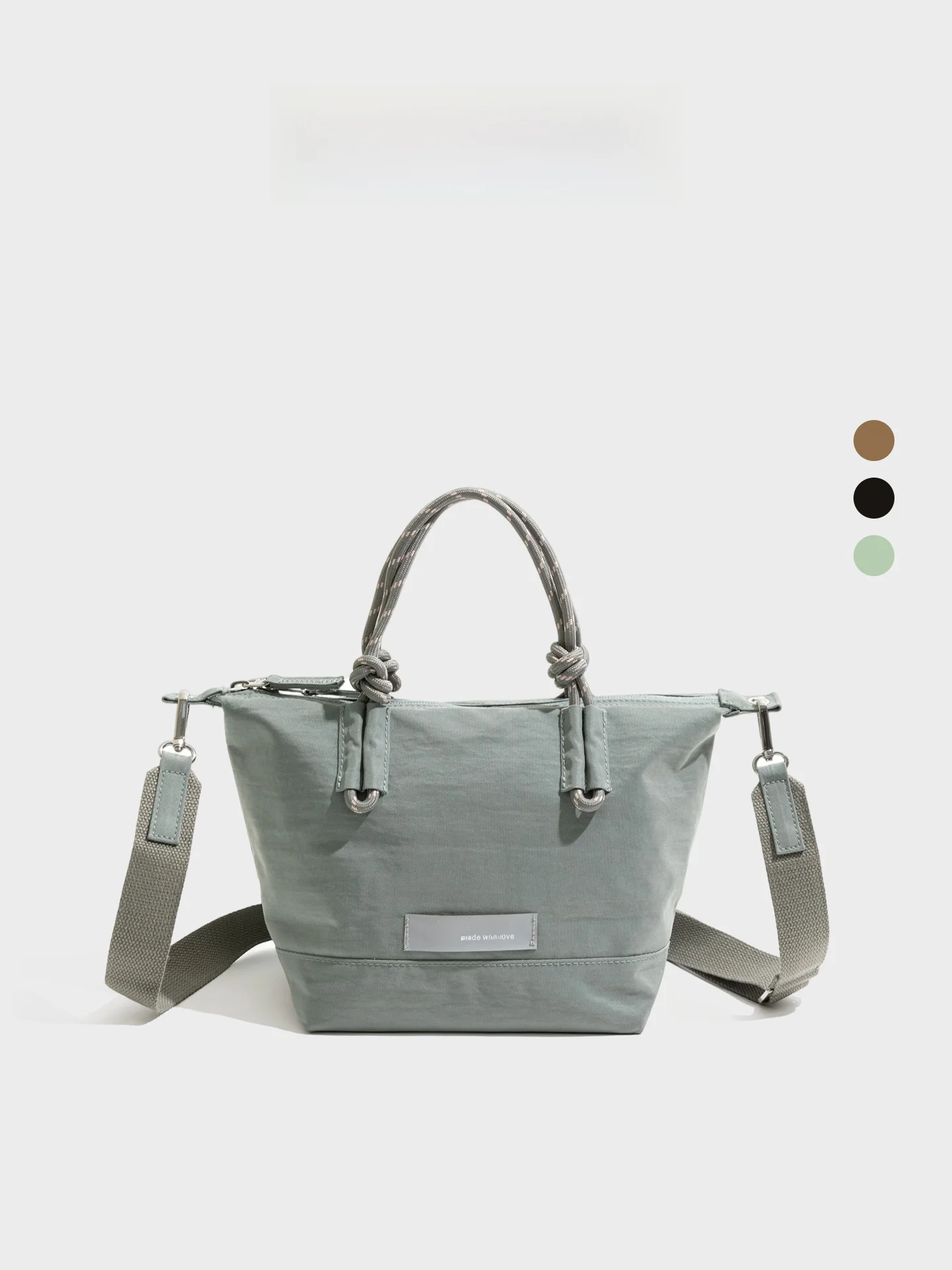 Lemon Girl Japanese Style Lazy Nylon Single Shoulder Bag Women's Spring Summer Simple Waterproof Commuting Crossbody Bag
Lemon Girl Japanese Style Lazy Nylon Single Shoulder Bag Women's Spring Summer Simple Waterproof Commuting Crossbody Bag