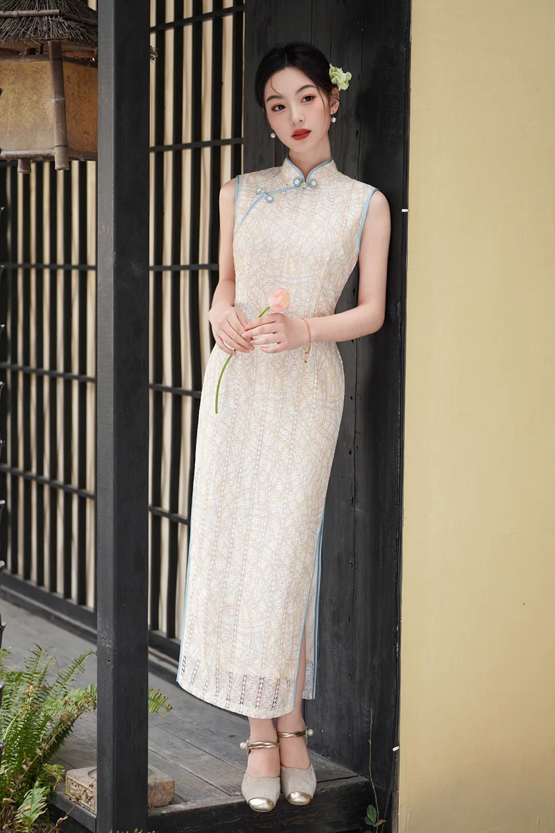 Women Sexy Lace Qipao Retro Classic Sleeveless Chiffon Cheongsam Elegant Mandarin Collar Chinese Dress Vestidos
Women Sexy Lace Qipao Retro Classic Sleeveless Chiffon Cheongsam Elegant Mandarin Collar Chinese Dress Vestidos