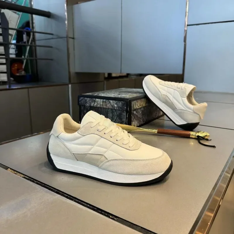 Brand Men's Sneakers Fashion Breathable Outdoor Running Shoes Men Comfortable Male Casual Shoes Lace-up Non-slip Vulcanize Shoes
Brand Men's Sneakers Fashion Breathable Outdoor Running Shoes Men Comfortable Male Casual Shoes Lace-up Non-slip Vulcanize Shoes