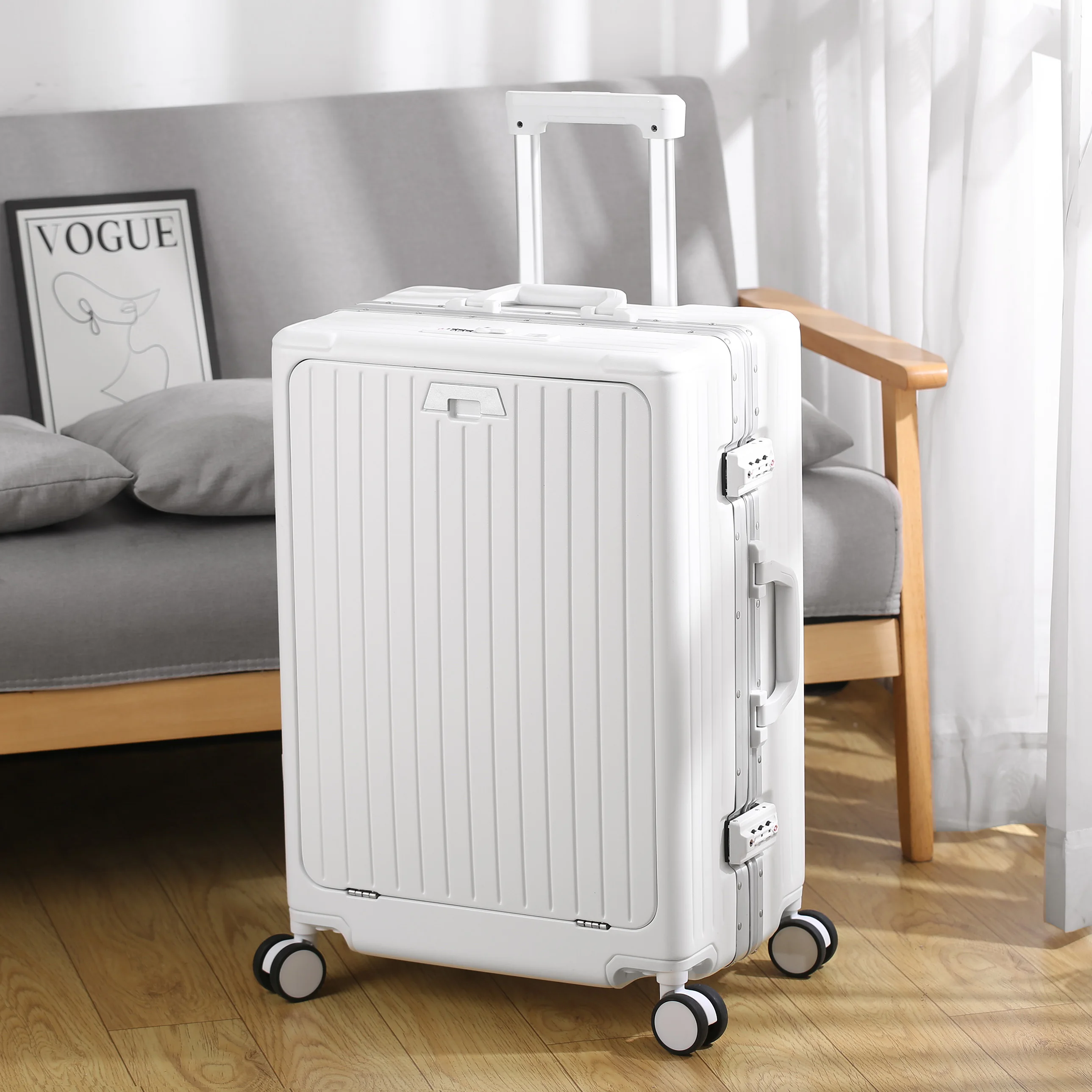 New top quality aluminum travel luggage business trolley suitcase bag spinner boarding carry on rolling luggage 20/24/26/29 inch
New top quality aluminum travel luggage business trolley suitcase bag spinner boarding carry on rolling luggage 20/24/26/29 inch
