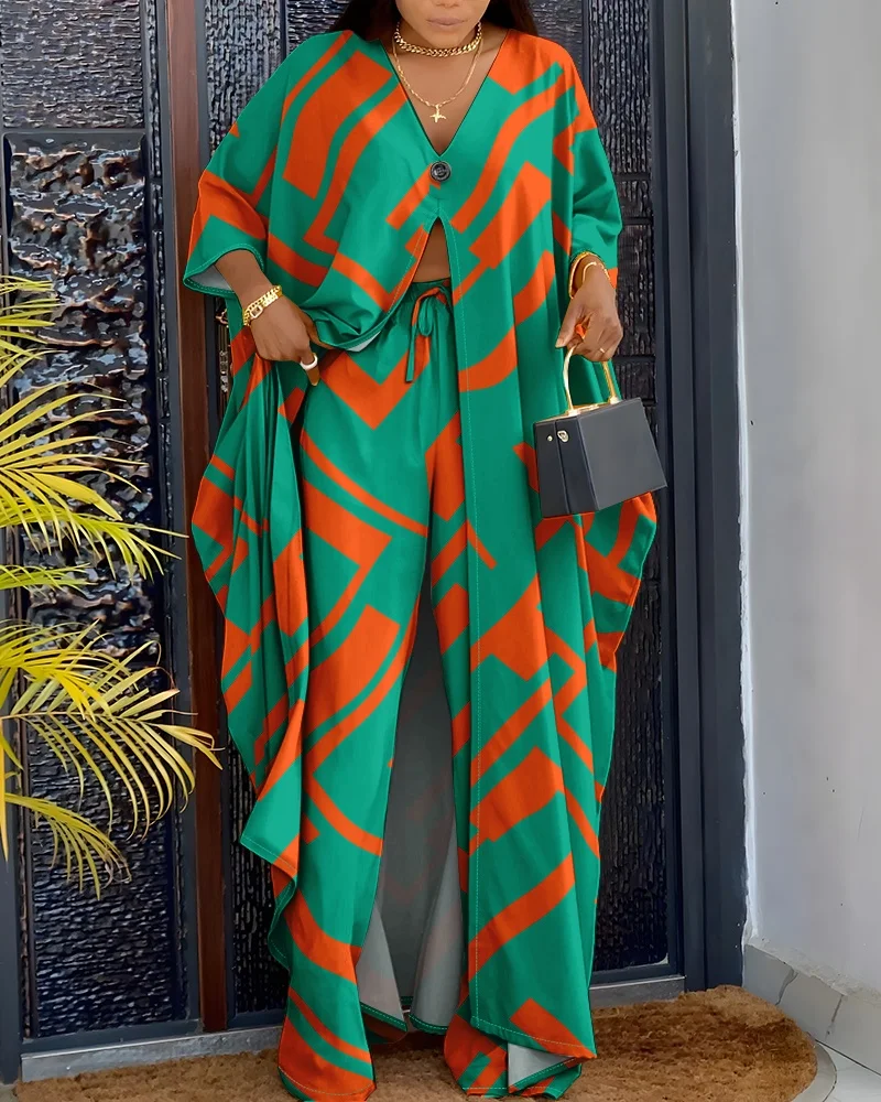 Geometric Print V-Neck Batball Sleeve Slit Top and Casual Pocket Pants Set for Women's Summer Casual Loose 2-Piece Set
Geometric Print V-Neck Batball Sleeve Slit Top and Casual Pocket Pants Set for Women's Summer Casual Loose 2-Piece Set