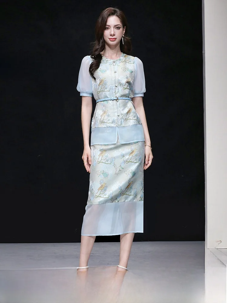Summer 2026 Women's Fashion Semi-Transparent Lace Splicing Light Blue Embroidery Top High Waist Split Skirt Set Casual Elegant
Summer 2026 Women's Fashion Semi-Transparent Lace Splicing Light Blue Embroidery Top High Waist Split Skirt Set Casual Elegant