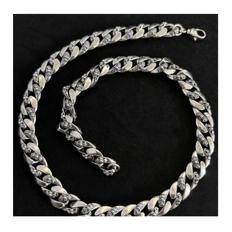 Crowe's Classic Vintage Cross Design Cuban Clavicle Necklace High Sense Flower Thick Thai Silver Necklace
Crowe's Classic Vintage Cross Design Cuban Clavicle Necklace High Sense Flower Thick Thai Silver Necklace