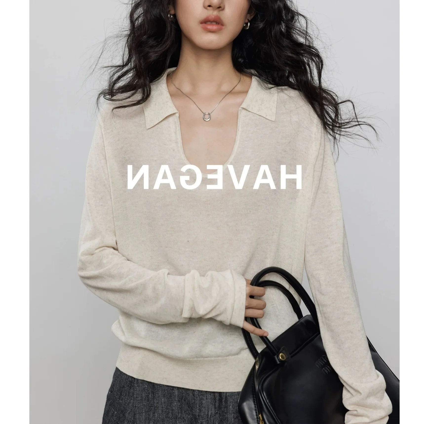 Early autumn tencel linen long-sleeved sunscreen knitted T-shirt women's lapel old money style casual top
Early autumn tencel linen long-sleeved sunscreen knitted T-shirt women's lapel old money style casual top