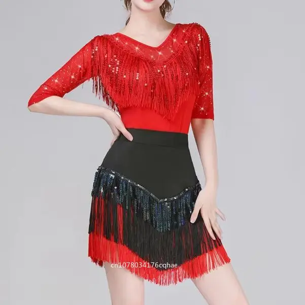New stage dance dress new Latin dance costume new set adult three-step skirt sailor dance costume practice costume female
New stage dance dress new Latin dance costume new set adult three-step skirt sailor dance costume practice costume female