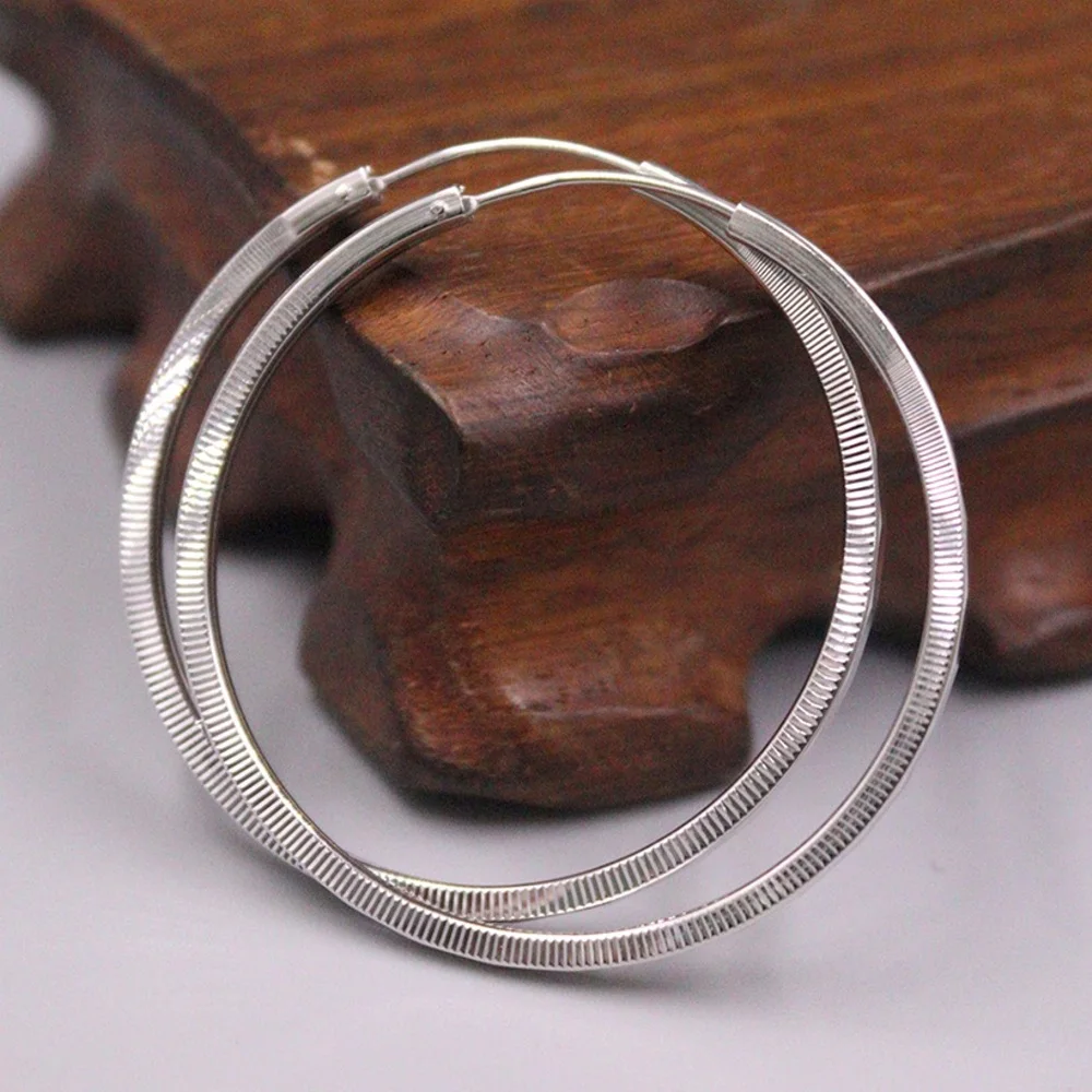 Real Solid 925 Sterling Silver Hoop Women Lucky Carved Twill Circle Earrings 40mm
Real Solid 925 Sterling Silver Hoop Women Lucky Carved Twill Circle Earrings 40mm