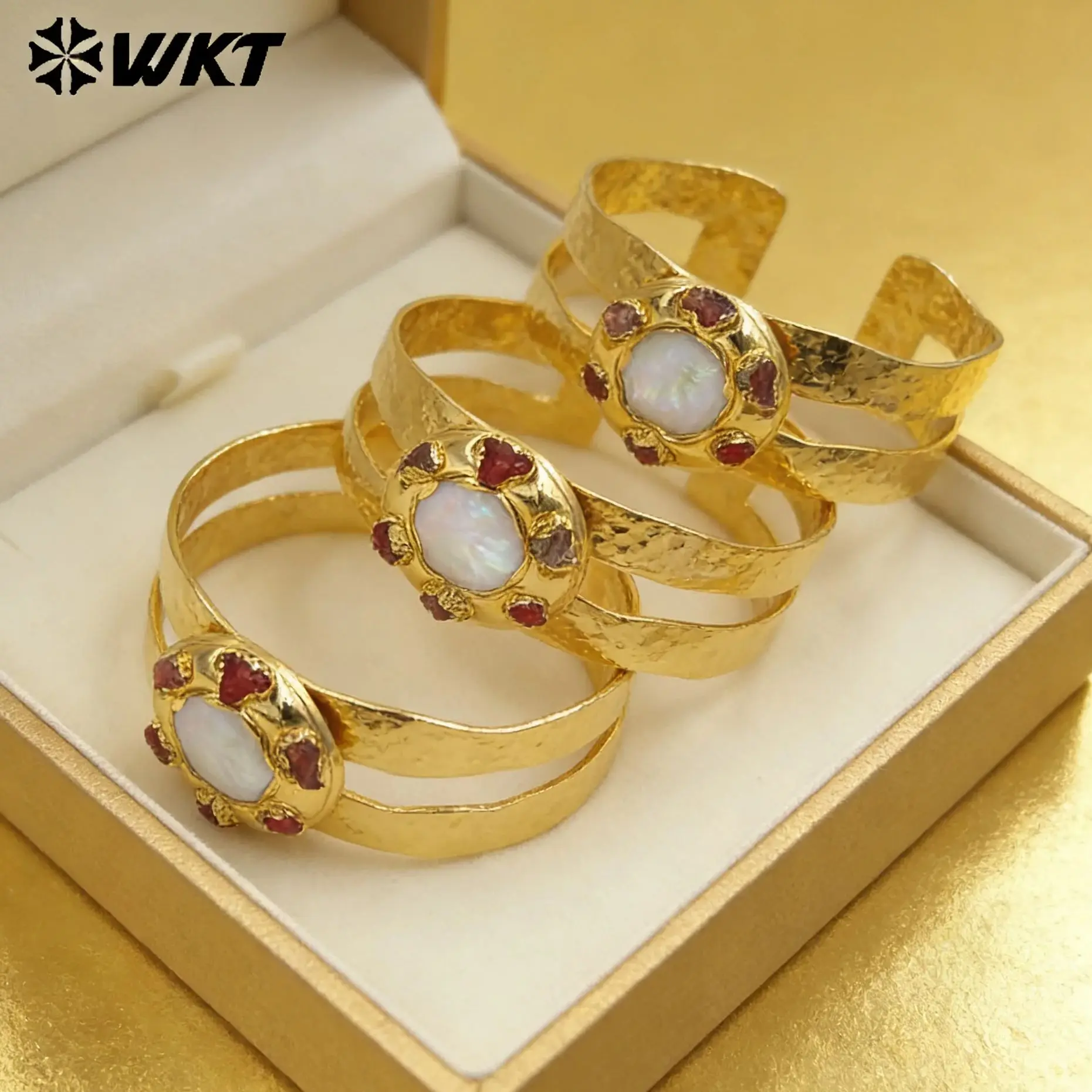 WT-MPB103 WKT 2023 Simple Style Freshwater Pearl And Tourmaline Women Bangle Jewelry Bracelet Accessories Attractive HOT
WT-MPB103 WKT 2023 Simple Style Freshwater Pearl And Tourmaline Women Bangle Jewelry Bracelet Accessories Attractive HOT