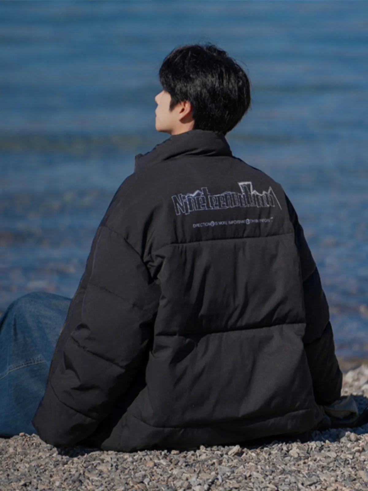 y Japanese Sle Thiened Winter Jaet Men's Bla Stand Collar down Cotton Coat Trendy Brand Youthful Casual Wear
y Japanese Sle Thiened Winter Jaet Men's Bla Stand Collar down Cotton Coat Trendy Brand Youthful Casual Wear