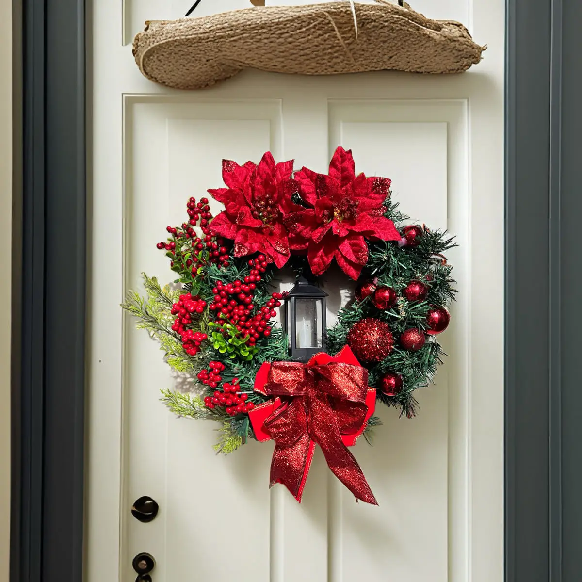 35cm Christmas Decoration Golden Wreath With Lamp For Front Door Red Ball Flower Garland Xmas Ornament Window Wall Hanging Decor
35cm Christmas Decoration Golden Wreath With Lamp For Front Door Red Ball Flower Garland Xmas Ornament Window Wall Hanging Decor