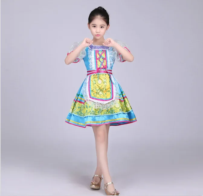 New Russian children's ethnic dance costumes, European Ukrainian court attire, princess maid attire, performance costumes, women
New Russian children's ethnic dance costumes, European Ukrainian court attire, princess maid attire, performance costumes, women