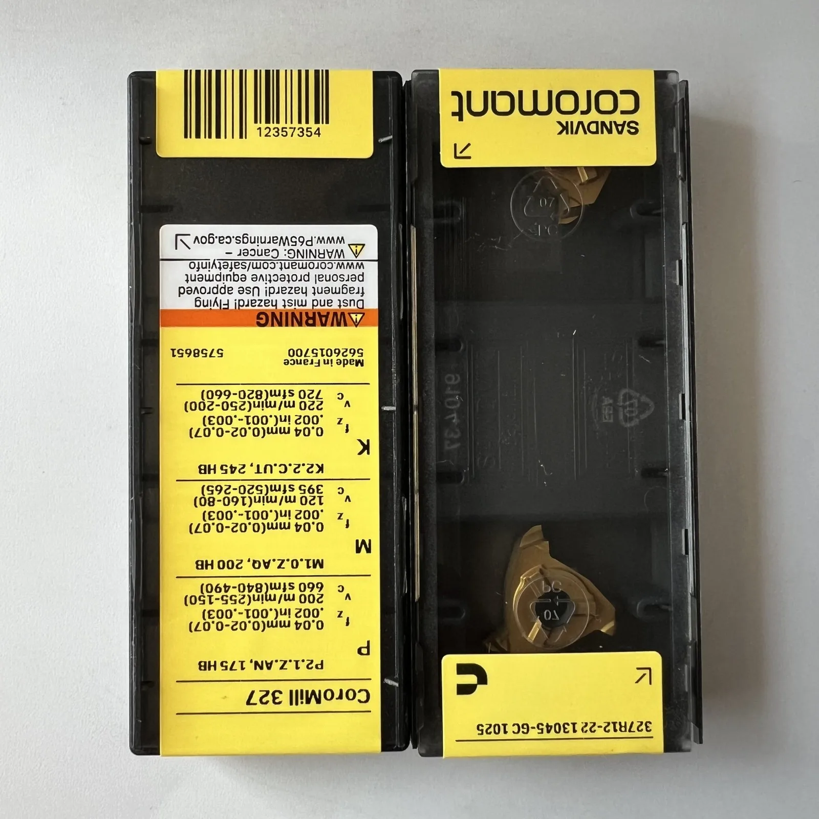 SANDVIK / 327R12-2213045-GC 1025 / Original Swedish hard alloy blade 2 Pcs
SANDVIK / 327R12-2213045-GC 1025 / Original Swedish hard alloy blade 2 Pcs