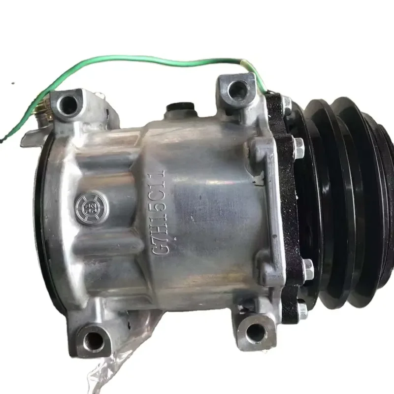 Shantui SR14D-3 Road Roller Parts air Conditioning Compressor G7H15C11
Shantui SR14D-3 Road Roller Parts air Conditioning Compressor G7H15C11