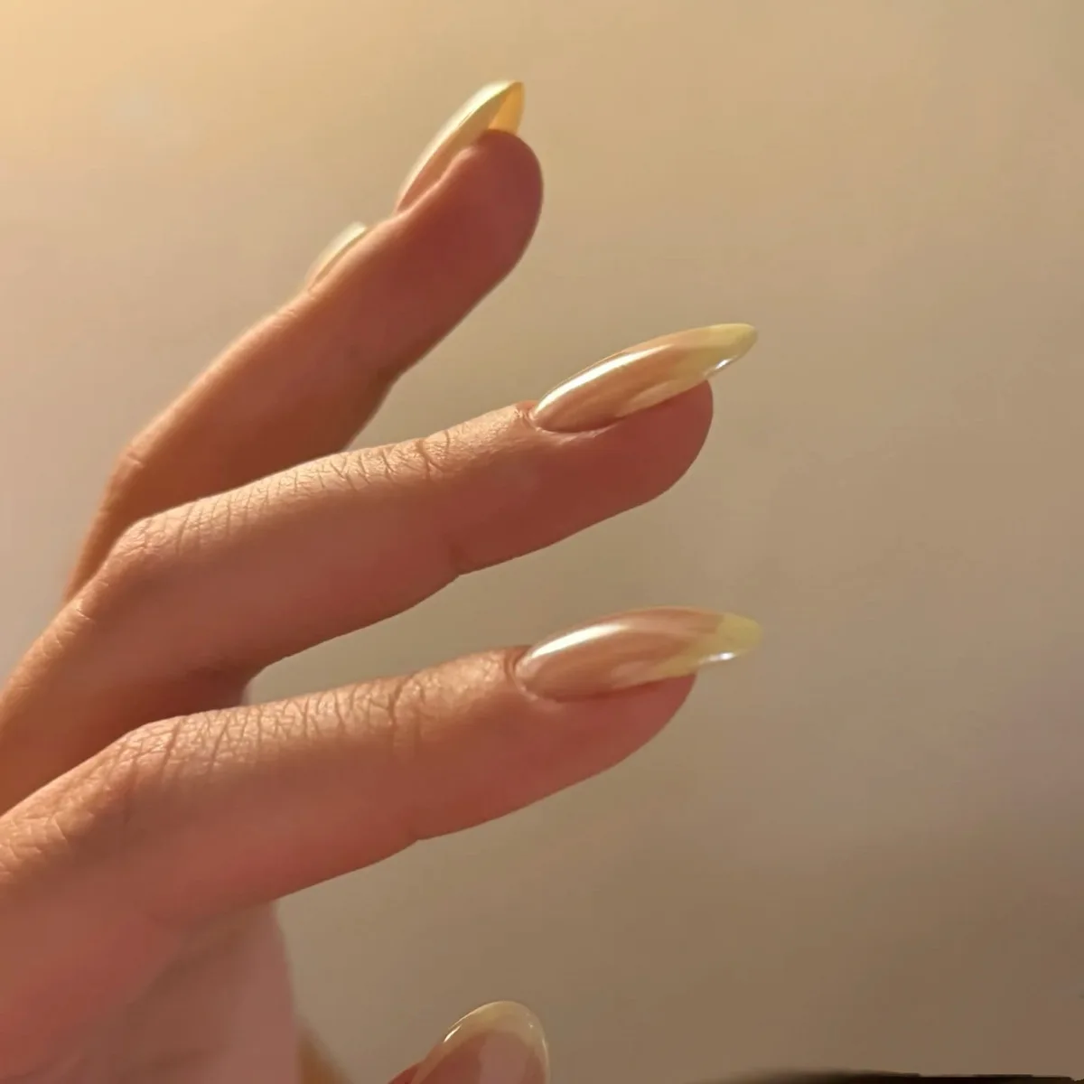 10pcs White Polka Dot Press on Nails Gentle Pure Nail Sweet Pearl Bow False Nails Sculpture Flower Fake Nails French Almond Nail
10pcs White Polka Dot Press on Nails Gentle Pure Nail Sweet Pearl Bow False Nails Sculpture Flower Fake Nails French Almond Nail