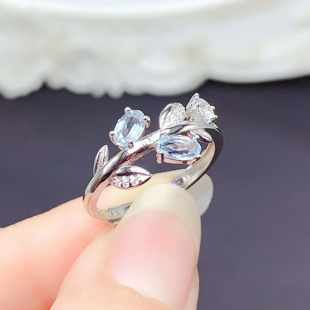 925 Sterling Silver Natural Aquamarine Ring 3x5mm Oval Blue Gemstone Leaf Vine Design Fashion Jewelry for Women Gift
925 Sterling Silver Natural Aquamarine Ring 3x5mm Oval Blue Gemstone Leaf Vine Design Fashion Jewelry for Women Gift