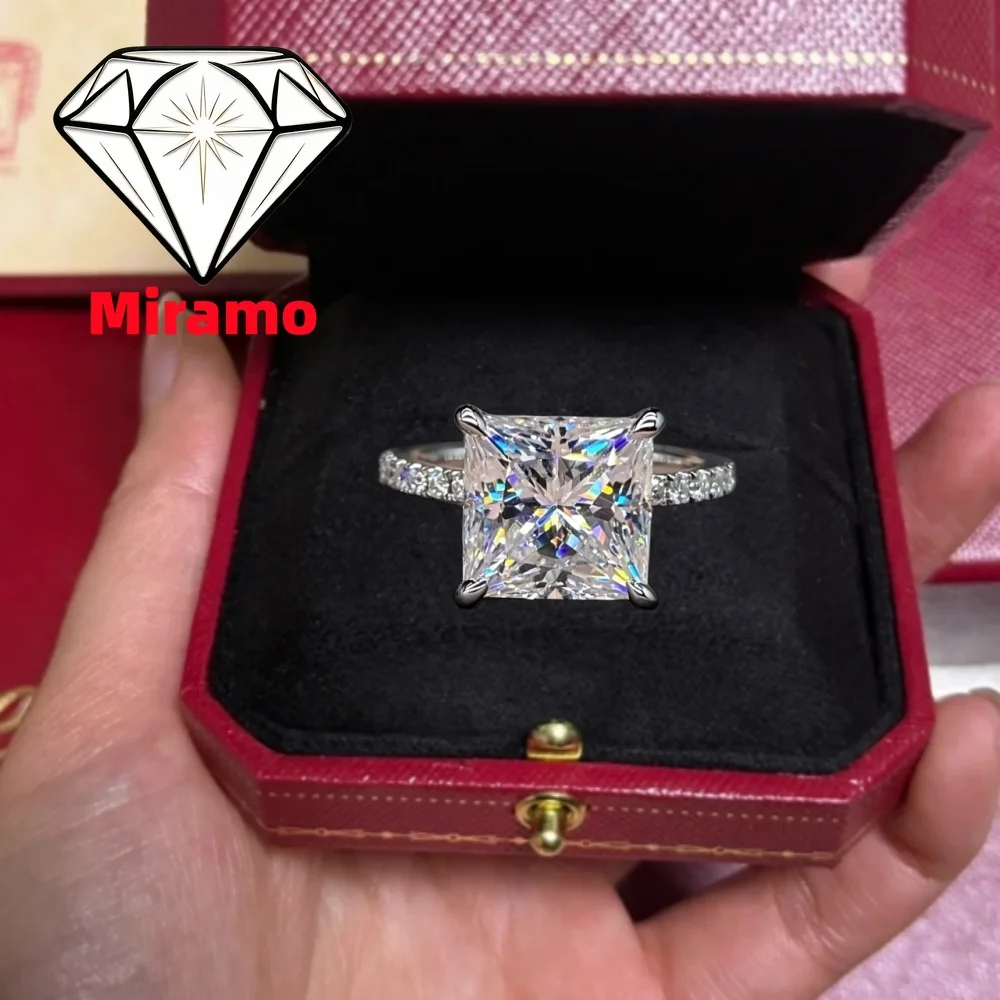 Princess Cut Moissanite Engagement Ring 1-6Carat Square Halo Band Wedding Rings for Women S925 Sterling Silver with Certificate
Princess Cut Moissanite Engagement Ring 1-6Carat Square Halo Band Wedding Rings for Women S925 Sterling Silver with Certificate