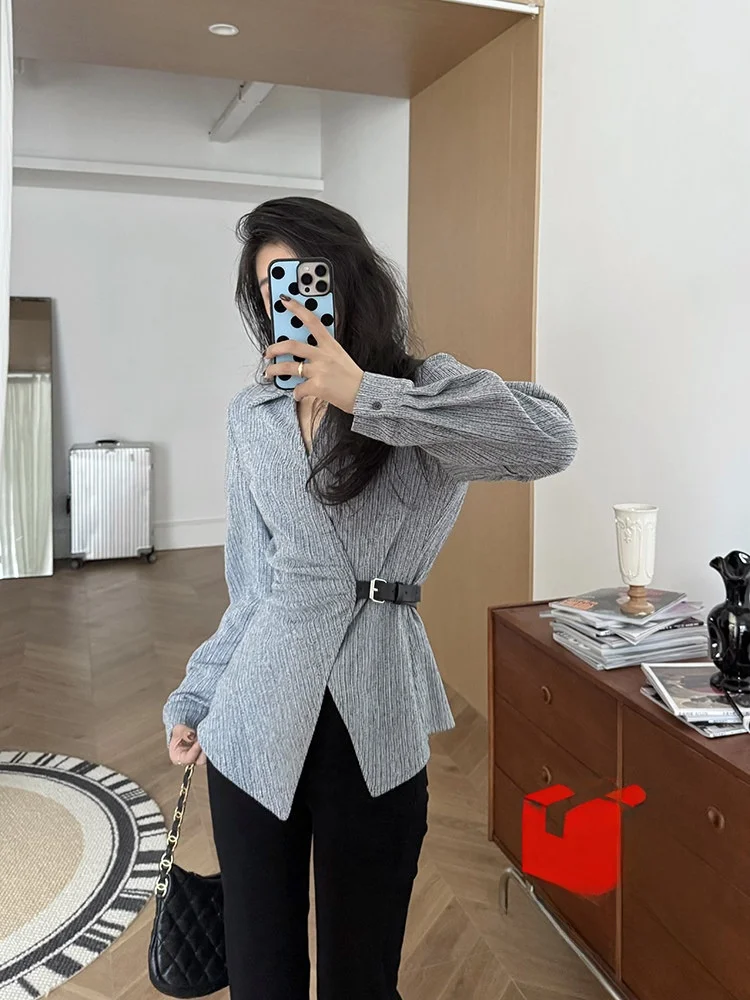 Пальто Zhang a Xing осенне-зимнее, корейский стиль, приталенное, с завышенной талией, синее, повседневное, из полиэфирного волокна, длинное...
Пальто Zhang a Xing осенне-зимнее, корейский стиль, приталенное, с завышенной талией, синее, повседневное, из полиэфирного волокна, длинное...