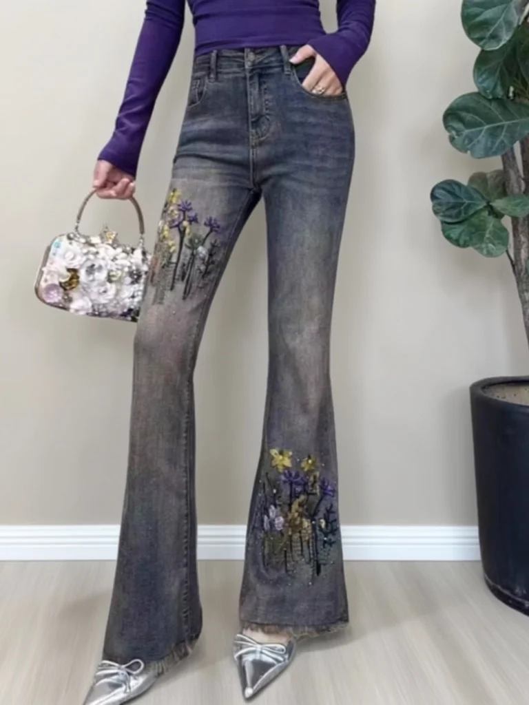 Elegant Embroidered Heavy Work Flared Jeans High Waist Casual Style Spring Wear for Young Women with Diamond Decoration
Elegant Embroidered Heavy Work Flared Jeans High Waist Casual Style Spring Wear for Young Women with Diamond Decoration
