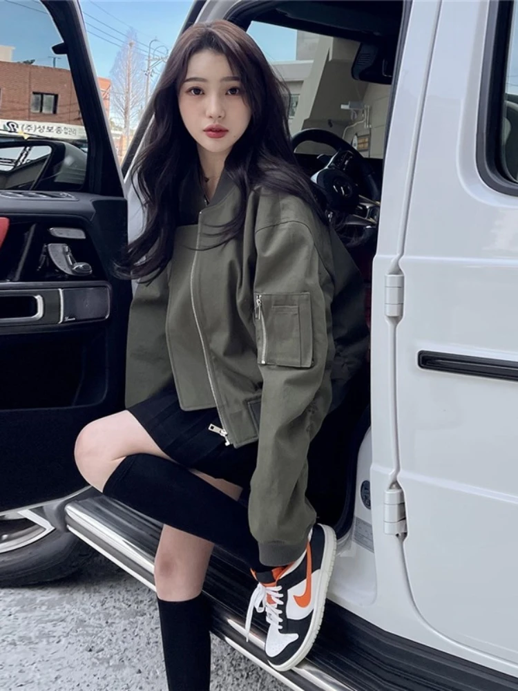 Loose Korean Style Baseball Jacket Pilot Coat Short Casual Cotton Women's Outerwear Autumn New Arrival Warm round Neck Zipper
Loose Korean Style Baseball Jacket Pilot Coat Short Casual Cotton Women's Outerwear Autumn New Arrival Warm round Neck Zipper