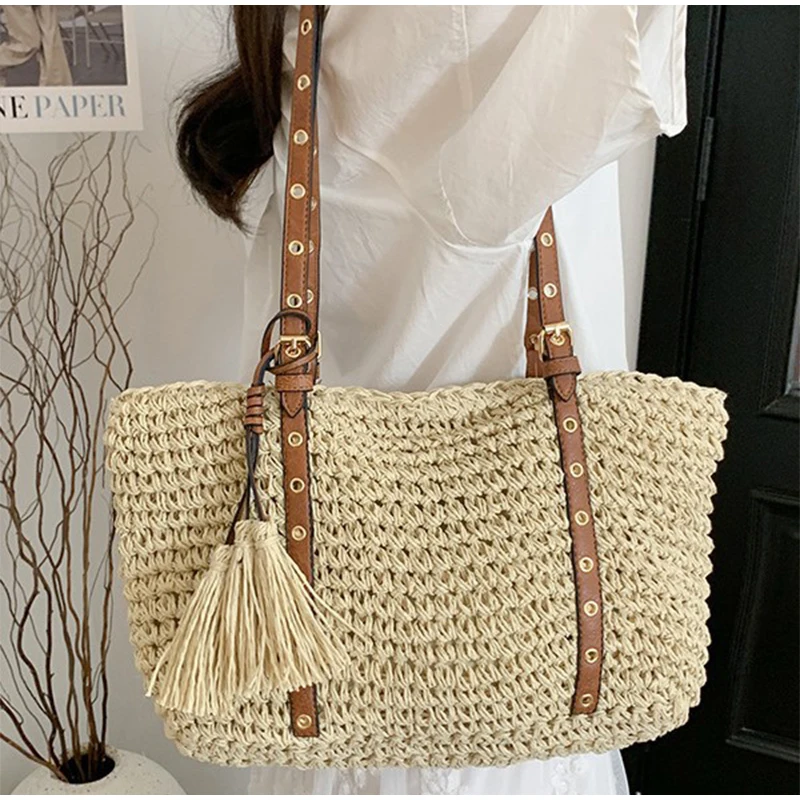 New Fashion Shoulder Bag Summer Seaside Vacation Beach Bag Handmade Tassel Crochet Commuting Large Capacity Women Tote Handbag
New Fashion Shoulder Bag Summer Seaside Vacation Beach Bag Handmade Tassel Crochet Commuting Large Capacity Women Tote Handbag