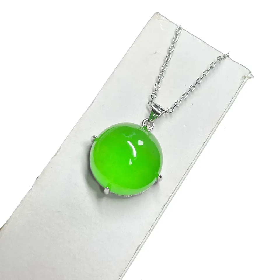 18 Inches 925 Silver Round 20mm Big Natural Burma Green Jade Gemstone Pendant Necklace
18 Inches 925 Silver Round 20mm Big Natural Burma Green Jade Gemstone Pendant Necklace