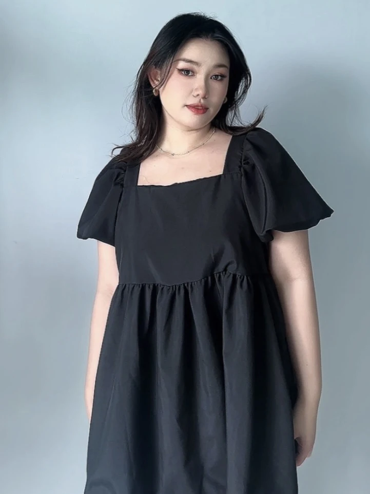 Elegant plus Size Women's Shirt Sweet Doll Style Bubble Sleeve Square Collar Summer Fashion Casual Breathable Polyester Fiber
Elegant plus Size Women's Shirt Sweet Doll Style Bubble Sleeve Square Collar Summer Fashion Casual Breathable Polyester Fiber