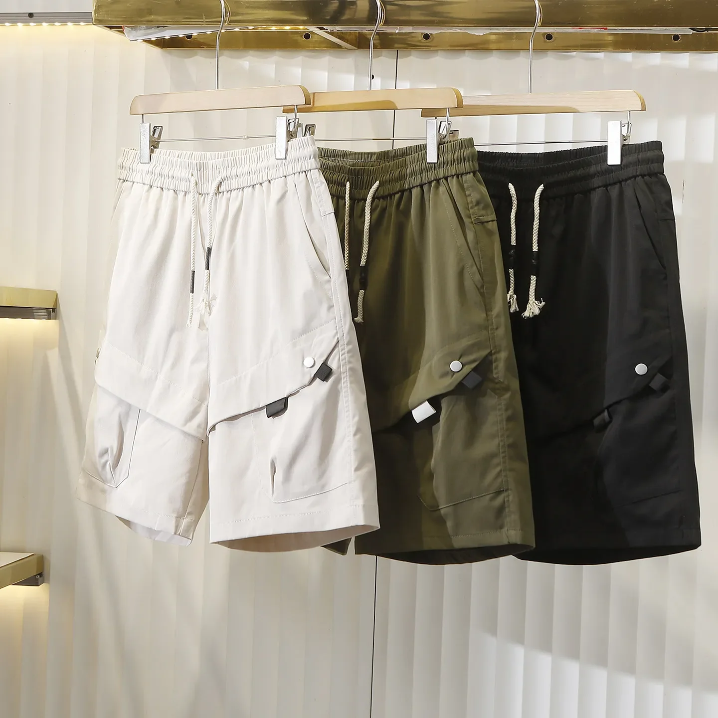 United States have large size lightweight twill cotton feeling men's summer cool and breathable five-point tooling casual shorts
United States have large size lightweight twill cotton feeling men's summer cool and breathable five-point tooling casual shorts
