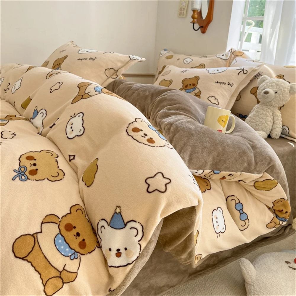 Winter Warm Bedding Set Milk Velvet Printed Quilt Cover Bed Sheet Pillowcase Thickened Bedroom Decor Double-Sided Duvet Cover Se
Winter Warm Bedding Set Milk Velvet Printed Quilt Cover Bed Sheet Pillowcase Thickened Bedroom Decor Double-Sided Duvet Cover Se
