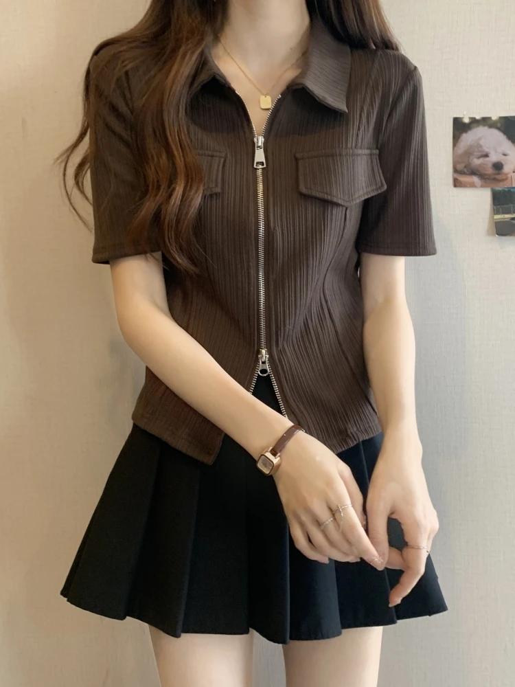 Slimming Short Sleeve Neck T-Shirt Women's Summer New Style plus Size Fashionable Zipper Shoulder High Waist Commute Style
Slimming Short Sleeve Neck T-Shirt Women's Summer New Style plus Size Fashionable Zipper Shoulder High Waist Commute Style