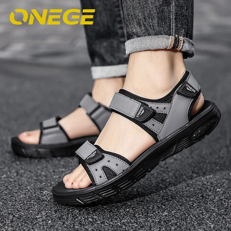 A Pair of Men's Simple Summer Sandals, Wear-Resistant, Non-Slip Beach Shoes, Non-Slip Outdoor Anti-Odor Slippers, Simple, Trendy, Comfortable and Sporty
A Pair of Men's Simple Summer Sandals, Wear-Resistant, Non-Slip Beach Shoes, Non-Slip Outdoor Anti-Odor Slippers, Simple, Trendy, Comfortable and Sporty