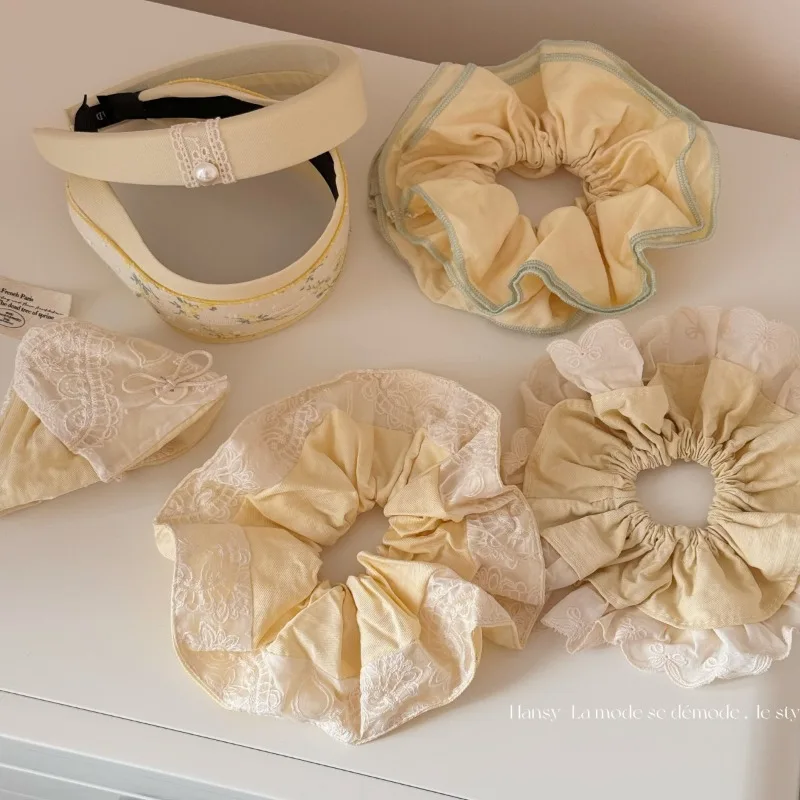 Cream yellow texture handmade lace large intestine hair band large ballet style hair rope headrope ball head hair accessories
Cream yellow texture handmade lace large intestine hair band large ballet style hair rope headrope ball head hair accessories