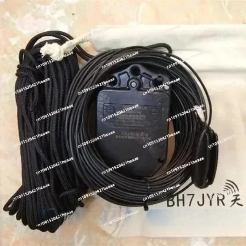 Suitable for JYR8010 End-feed 8-band 150W Short-wave Antenna 3.5-29.7M No Antenna Tuner Required
Suitable for JYR8010 End-feed 8-band 150W Short-wave Antenna 3.5-29.7M No Antenna Tuner Required