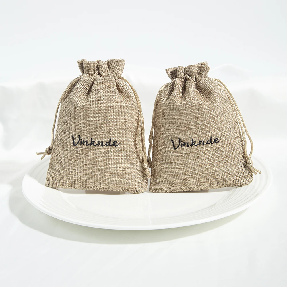 50Pcs/Lot Durable Burlap Gift Bags Wedding Party Jute Linen Jewelry Drawstring Pouches Custom Logo Necklace Earring Strong Sacks
50Pcs/Lot Durable Burlap Gift Bags Wedding Party Jute Linen Jewelry Drawstring Pouches Custom Logo Necklace Earring Strong Sacks