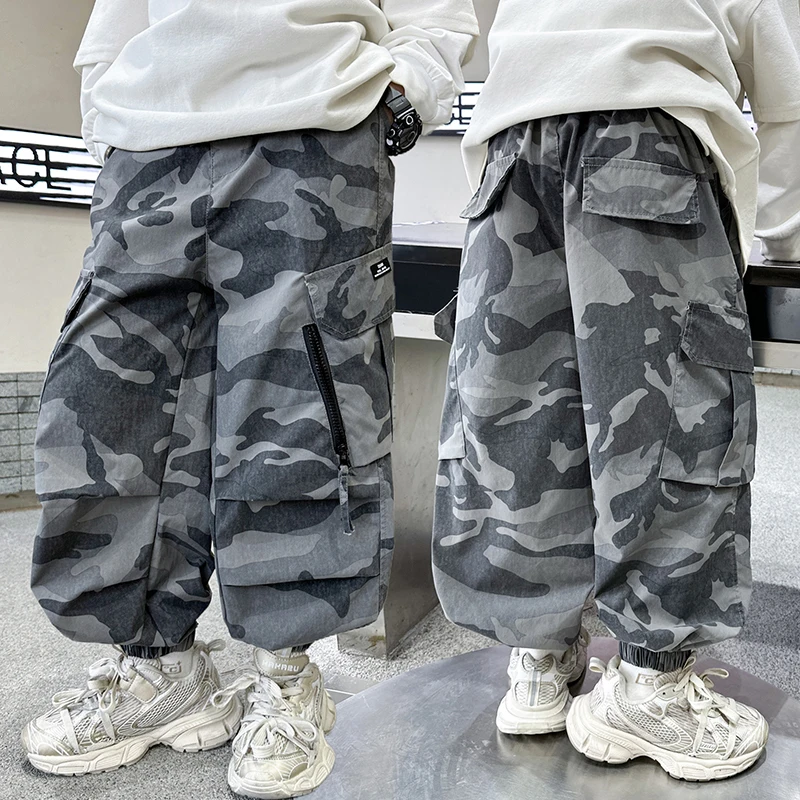 Children Loose Baggy Camouflage Military Cargo Pants for Teenagers Boys Casual Elastic Waist Cotton Trousers Kids Trackpants
Children Loose Baggy Camouflage Military Cargo Pants for Teenagers Boys Casual Elastic Waist Cotton Trousers Kids Trackpants