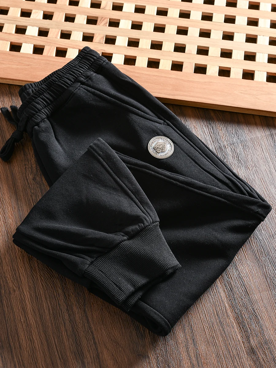 Men's Winter Comfortable Fleece Lined Thickened Elastic Waist Straight Leg Cuffed Casual Pants ODM Order Youth Fashion Trend
Men's Winter Comfortable Fleece Lined Thickened Elastic Waist Straight Leg Cuffed Casual Pants ODM Order Youth Fashion Trend