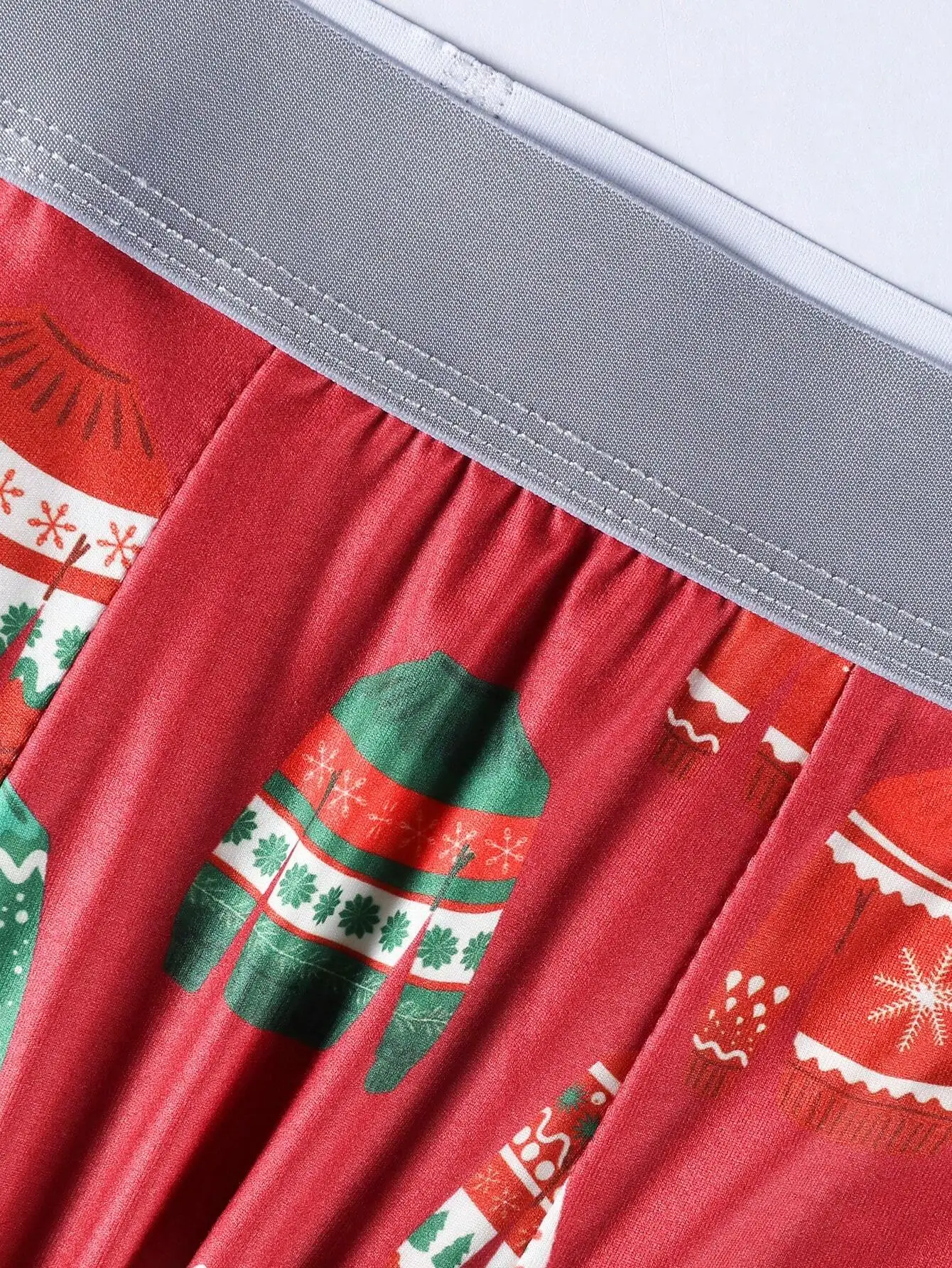 5 Pcs Mens Christmas Print Boxer Shorts
5 Pcs Mens Christmas Print Boxer Shorts