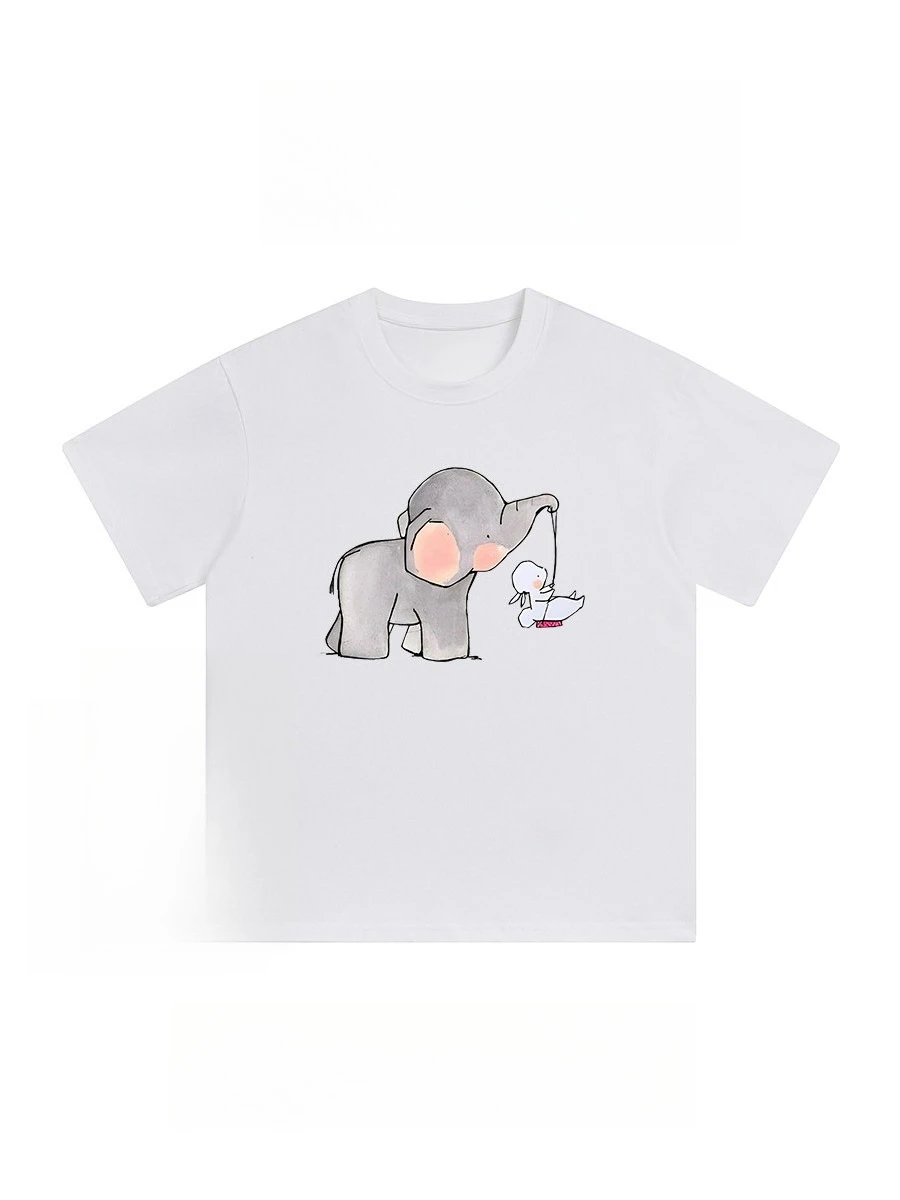 American-style fashionable elephant and little person cartoon print summer cotton short-sleeved T-shirt with round neckline
American-style fashionable elephant and little person cartoon print summer cotton short-sleeved T-shirt with round neckline