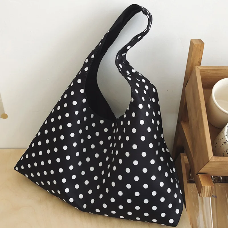Canvas Polka Dot Shoulder Bag Simple Comfortable Exquisite Square Crossbody Bag Sweet Fashion Versatile Crossbody Bag For Dating
Canvas Polka Dot Shoulder Bag Simple Comfortable Exquisite Square Crossbody Bag Sweet Fashion Versatile Crossbody Bag For Dating