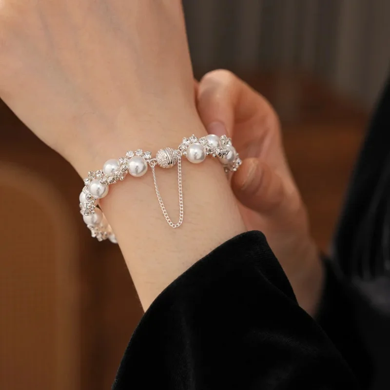 Diamond Pearl Bracelets for Women Retro Bangles Luxury Design Fashion Ornament
Diamond Pearl Bracelets for Women Retro Bangles Luxury Design Fashion Ornament