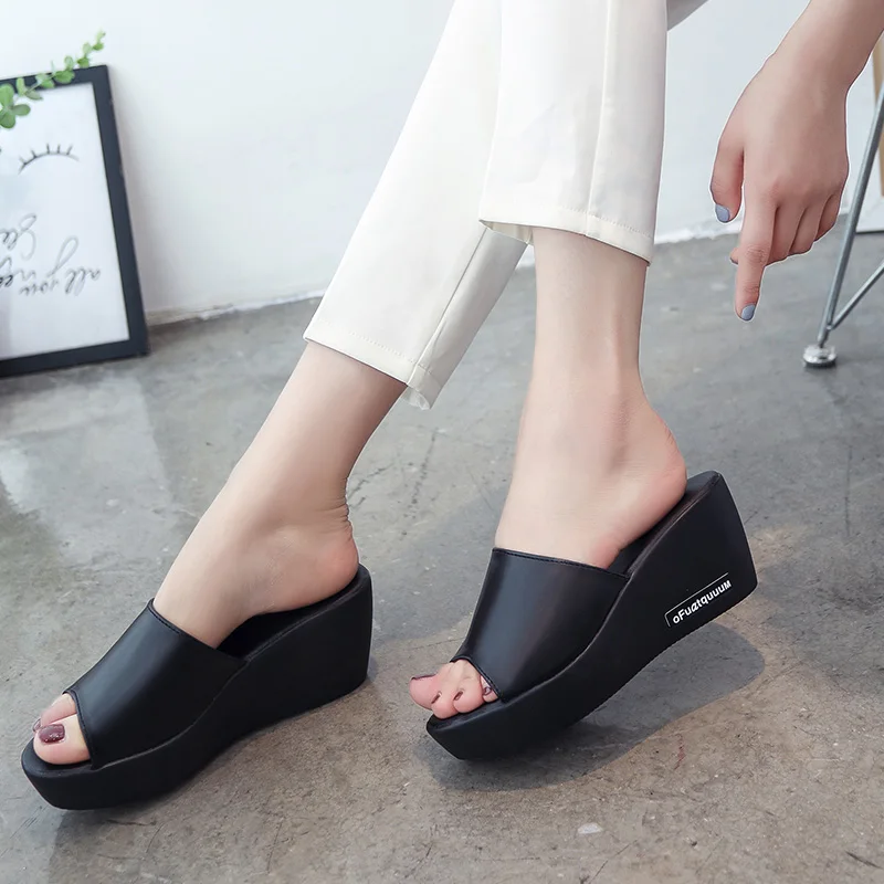 Женские босоножки на толстой подошве, новинка лета 2022, на танкетке и резиновой подошве, специальные одностворные тапочки Zapatos Mujer
Женские босоножки на толстой подошве, новинка лета 2022, на танкетке и резиновой подошве, специальные одностворные тапочки Zapatos Mujer