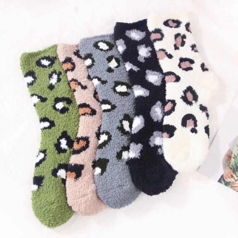 2 Pairs of Winter Coral Fleece Warm Mid Tube Socks Comfortable and Warm Winter Socks Home Floor Socks
2 Pairs of Winter Coral Fleece Warm Mid Tube Socks Comfortable and Warm Winter Socks Home Floor Socks