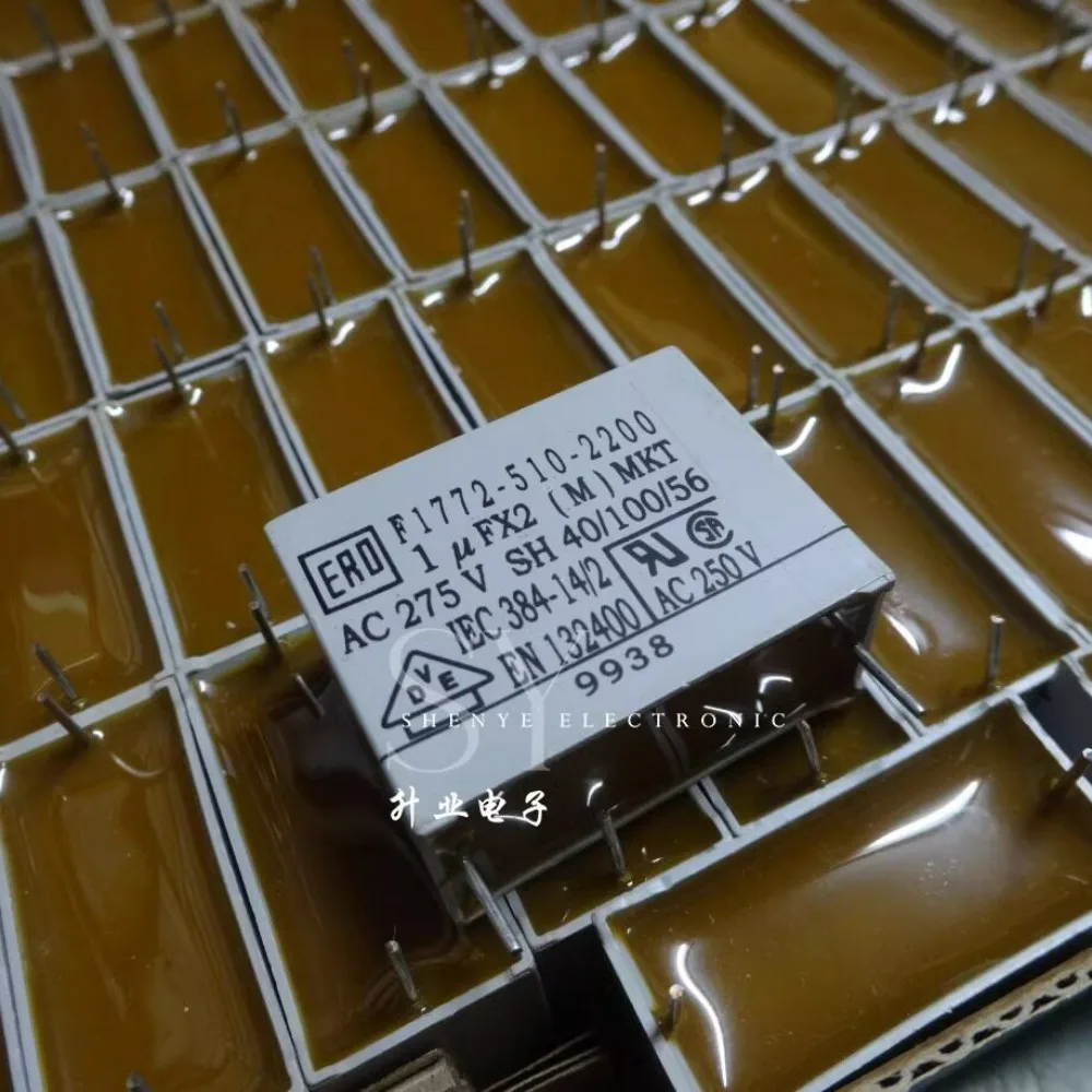 ERO 1.0uf 275VAC 1uf 1u 105 MKT F1772-510-2200 Brand New 27.5mm Film Capacitor
ERO 1.0uf 275VAC 1uf 1u 105 MKT F1772-510-2200 Brand New 27.5mm Film Capacitor