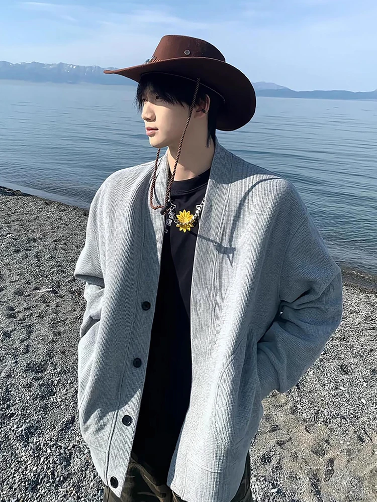 Ay открытый кардиган, мужской свободный свитшот с v-образным вырезом, осенний повседневный вязаный свитер, удобная мягкая ткань, легко носить
Ay открытый кардиган, мужской свободный свитшот с v-образным вырезом, осенний повседневный вязаный свитер, удобная мягкая ткань, легко носить