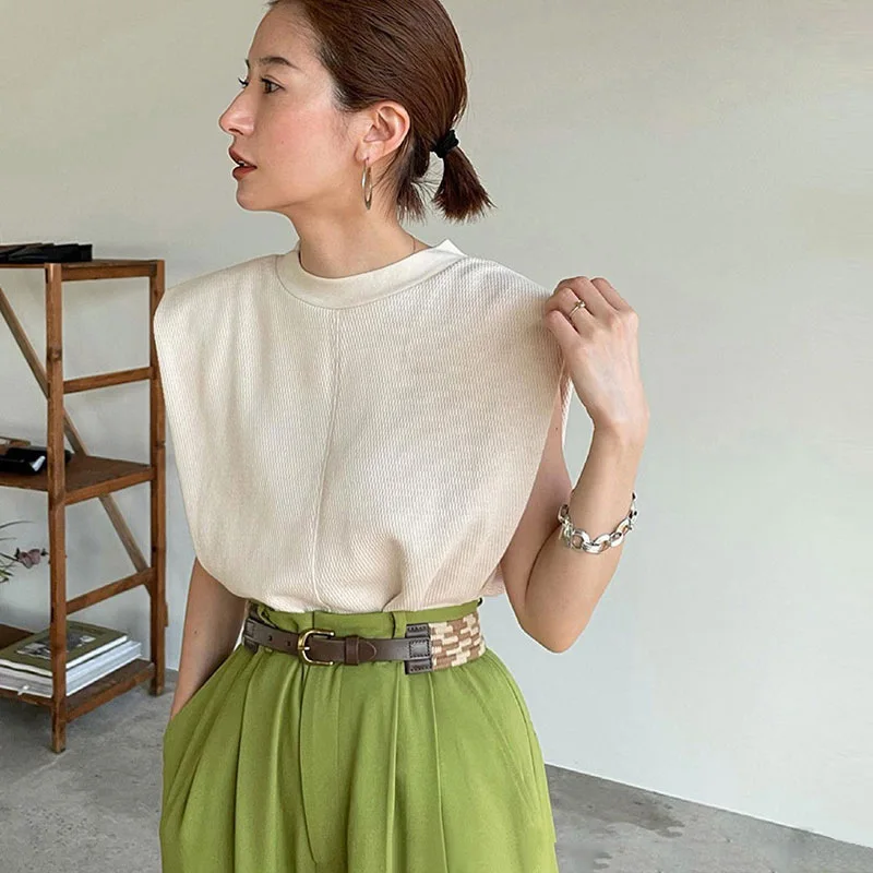 Gagarich Fashion 2025 Spring Summer New Japanese Sleeveless Top Fresh and Sweet Solid Color Women T-shirt
Gagarich Fashion 2025 Spring Summer New Japanese Sleeveless Top Fresh and Sweet Solid Color Women T-shirt