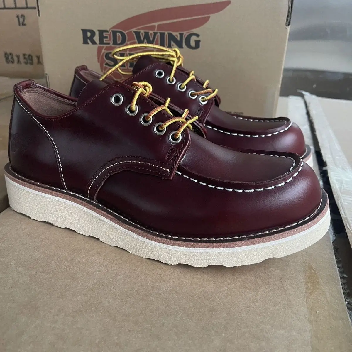 Retro Durable Goodyear-Welted Stitchdown Rugged Style Monkey Boots Heritage Genuine Leather Moctoeboots For Men Mid-Cut Shoes
Retro Durable Goodyear-Welted Stitchdown Rugged Style Monkey Boots Heritage Genuine Leather Moctoeboots For Men Mid-Cut Shoes