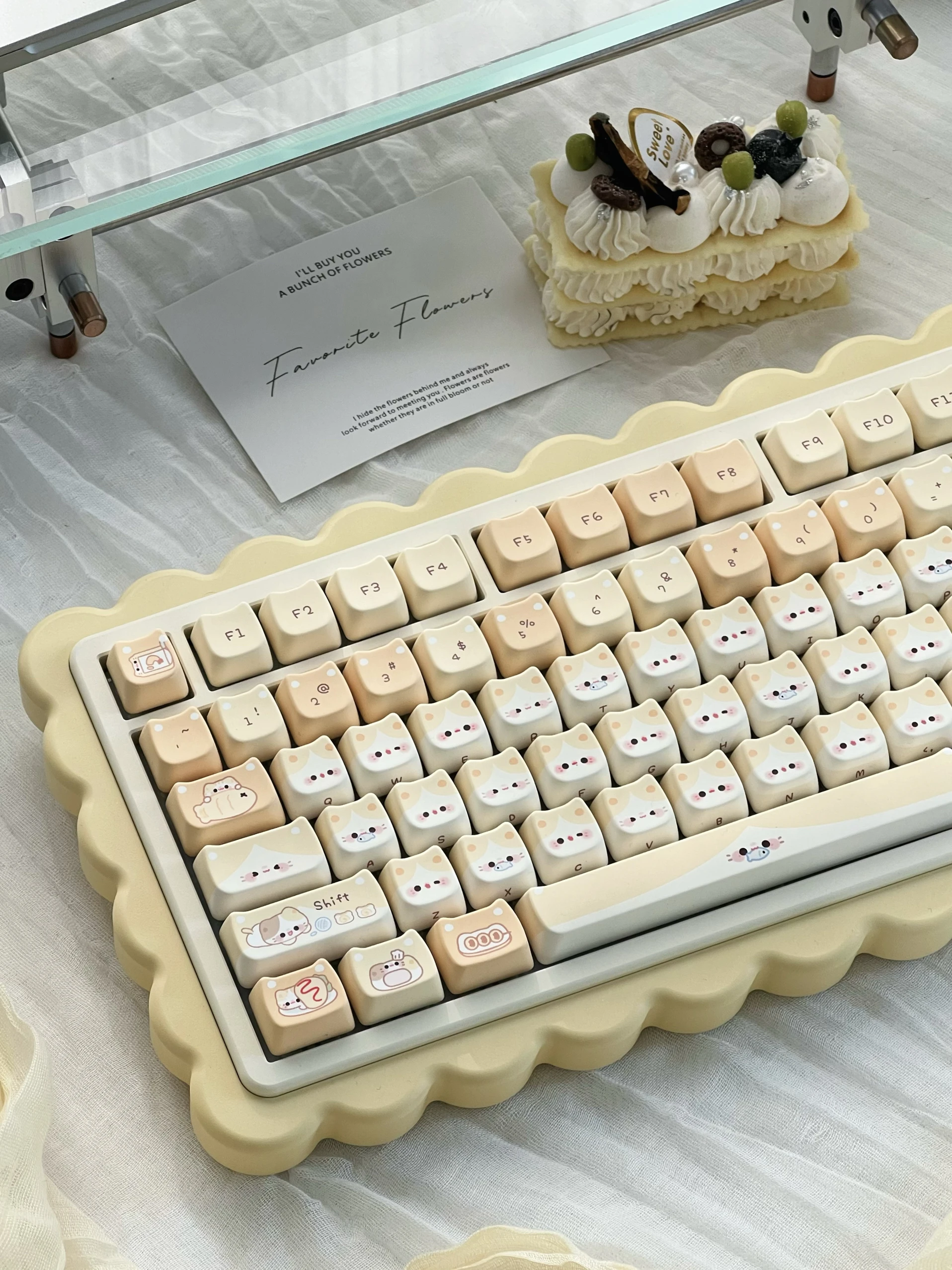 Колпачки для клавиш с милым котом, милые розовые подарочные колпачки для клавиш, профиль PBT MAO, механическая клавиатура, сделано 68 Mad 68 Wooting 60
Колпачки для клавиш с милым котом, милые розовые подарочные колпачки для клавиш, профиль PBT MAO, механическая клавиатура, сделано 68 Mad 68 Wooting 60