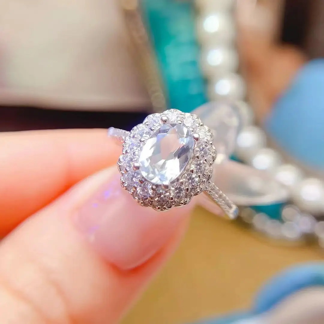 Natural Aquamarine Ring 925 Silver Gemstone Ring 5mm * 7mm 0.7ct Aquamarine Jewelry Birthday Gift for Women
Natural Aquamarine Ring 925 Silver Gemstone Ring 5mm * 7mm 0.7ct Aquamarine Jewelry Birthday Gift for Women