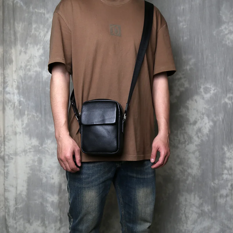 Top Layer Vegetable Tanned Cowhide Crossbody Bag Genuine Leather Men's Bag Shoulder Bag Multifunctional Commuting Phone Bag
Top Layer Vegetable Tanned Cowhide Crossbody Bag Genuine Leather Men's Bag Shoulder Bag Multifunctional Commuting Phone Bag