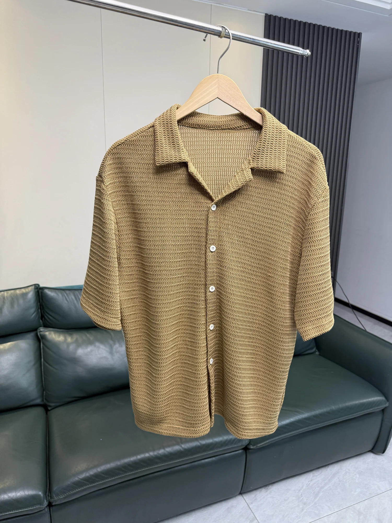 Comfortable Casual Cuban Collar Short Sleeve Men's Shirt Versatile Breathable Fashionable Spring Summer Urban Style
Comfortable Casual Cuban Collar Short Sleeve Men's Shirt Versatile Breathable Fashionable Spring Summer Urban Style